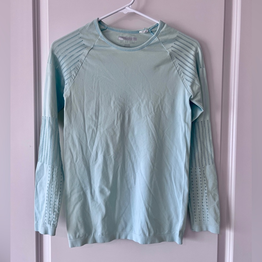 Forever 21 Blue/Green Long Sleeve Ribbed Workout Top